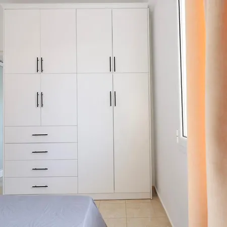 Stela بيت ضيافة كساميل