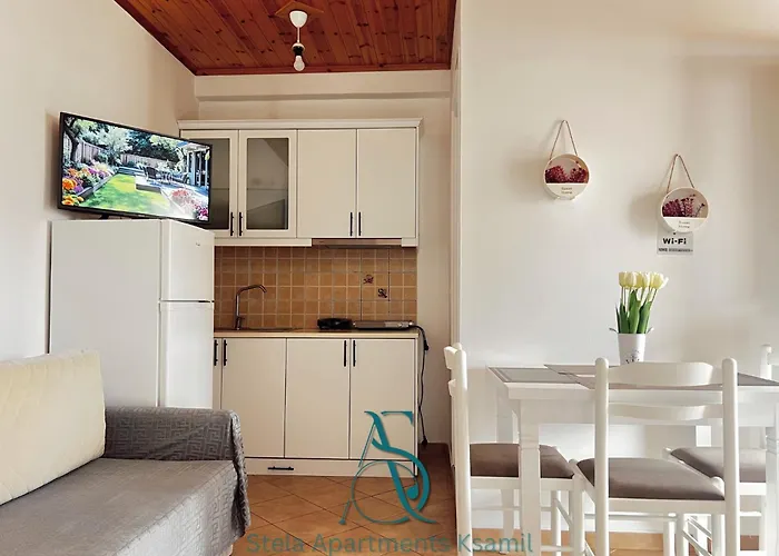 Konukevi Stela Ksamil