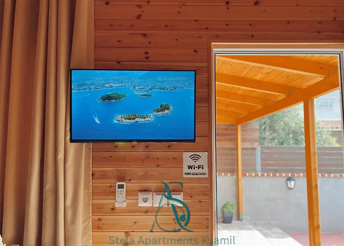 Stela 3* Ksamil
