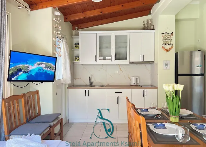 Stela Konukevi Ksamil